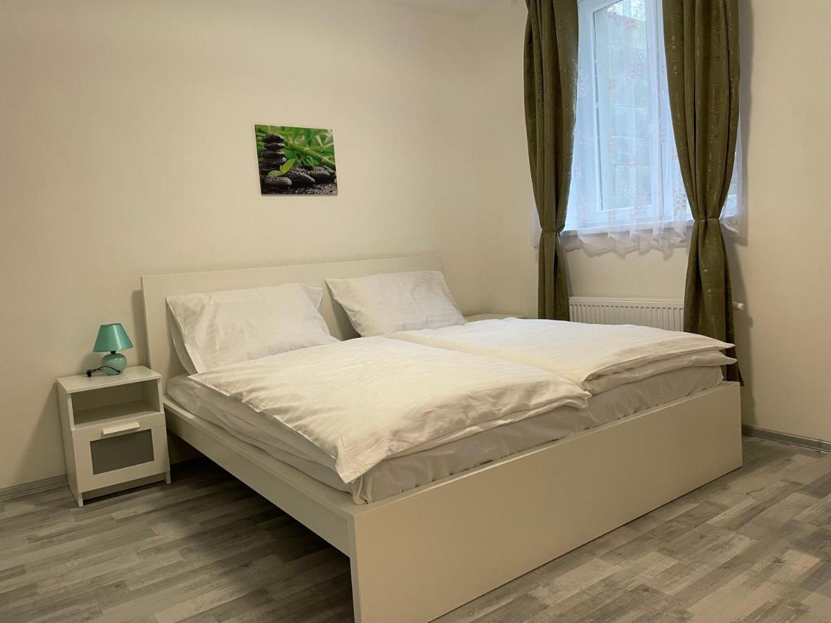 Apartmant T&T Хеб Екстериор снимка